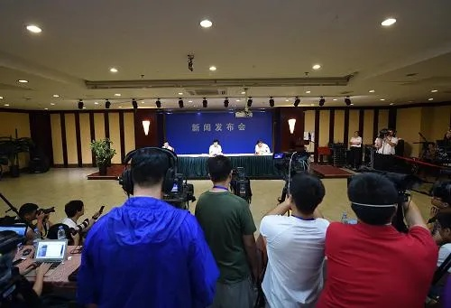 香港二四六日免费资料单双|未来解答解释落实_Deice.7.278